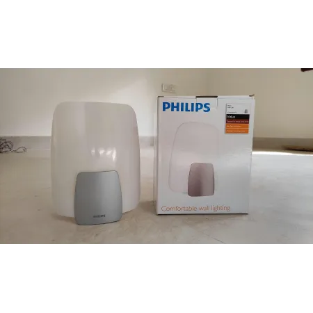 Philips Comet Wall Light – Elegant LED Wall Light for Home | Lightpoint Philips Comet Wall Light – Elegant LED Wall Light for Home | Lightpoint